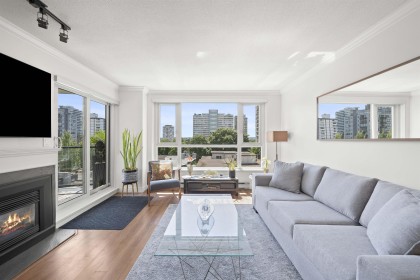 Photo 3 at 502 - 1838 Nelson Street, Vancouver West