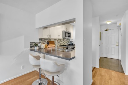 Photo 6 at 206 - 511 W 7th Avenue, Fairview VW, Vancouver West