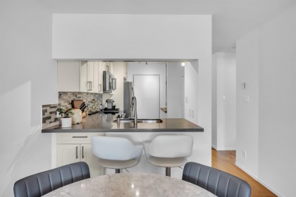 Photo 7 at 206 - 511 W 7th Avenue, Fairview VW, Vancouver West