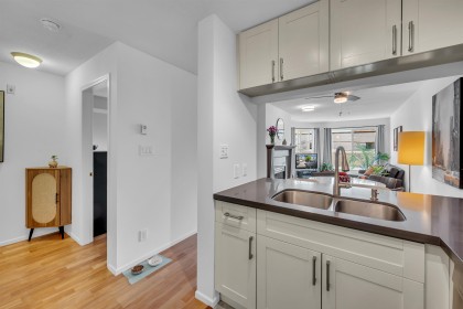Photo 8 at 206 - 511 W 7th Avenue, Fairview VW, Vancouver West