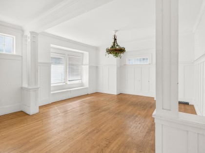 Photo 4 at 4606 W 11th Avenue, Point Grey, Vancouver West