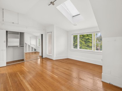Photo 8 at 4606 W 11th Avenue, Point Grey, Vancouver West