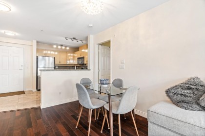 Photo 8 at 411 - 345 Lonsdale Avenue, North Vancouver