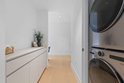 Photo 13 at 1 - 2926 W 12th Avenue, Kitsilano, Vancouver West