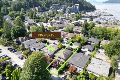 Photo 2 at 6339 Douglas Street, Horseshoe Bay WV, West Vancouver