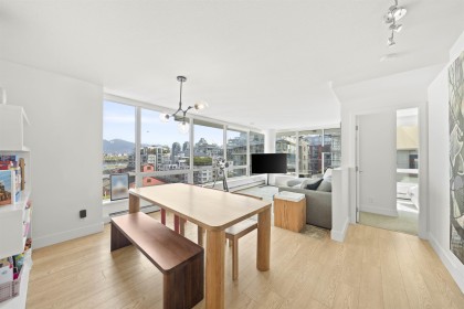 Photo 3 at 908 - 1783 Manitoba Street, False Creek, Vancouver West