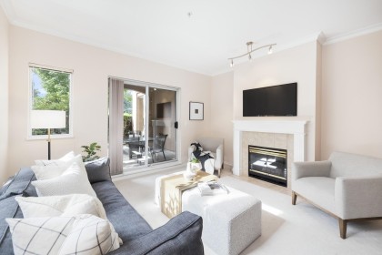 Photo 2 at 206 - 678 W Queens Road, Delbrook, North Vancouver