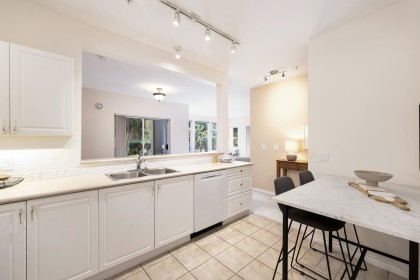 Photo 19 at 206 - 678 W Queens Road, Delbrook, North Vancouver