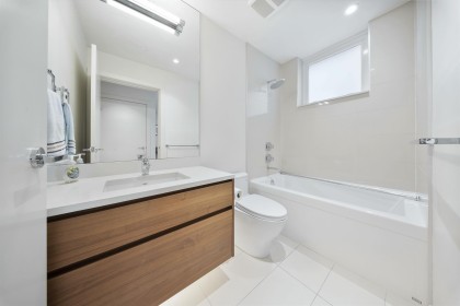 Photo 12 at 203 - 2095 W 44th Avenue, Vancouver West