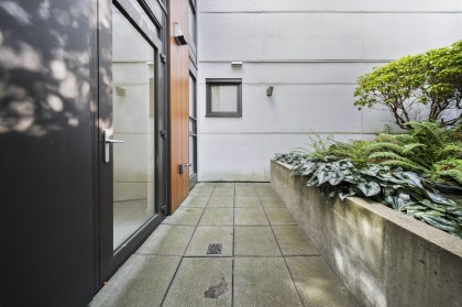 Photo 10 at 203 - 2095 W 44th Avenue, Vancouver West
