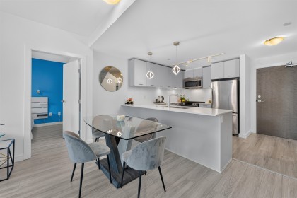Photo 7 at 305 - 1177 Marine Drive, North Vancouver