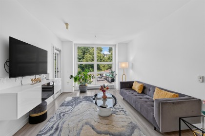 Photo 11 at 305 - 1177 Marine Drive, North Vancouver