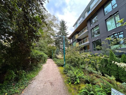 Photo 4 at 609 - 7428 Alberta Street, South Cambie, Vancouver West