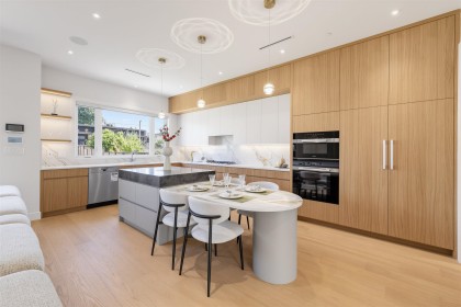 Photo 10 at 840 E 14th Street, North Vancouver