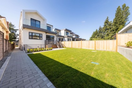 Photo 31 at 840 E 14th Street, North Vancouver