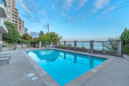 Photo 33 at 103 - 2280 Bellevue Avenue, Dundarave, West Vancouver