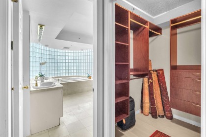 Photo 21 at 103 - 2280 Bellevue Avenue, Dundarave, West Vancouver