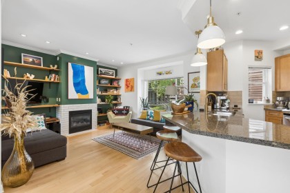 Photo 4 at 9 - 3175 Baird Road, Lynn Valley, North Vancouver