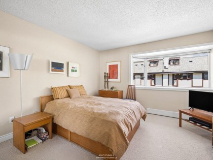Photo 2 at 2419 W 1st Avenue, Kitsilano, Vancouver West