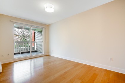 Photo 14 at 203 - 1858 W 5th Avenue, Kitsilano, Vancouver West