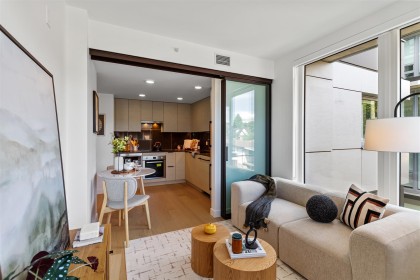 Photo 2 at 307 - 8120 Oak Street, Marpole, Vancouver West