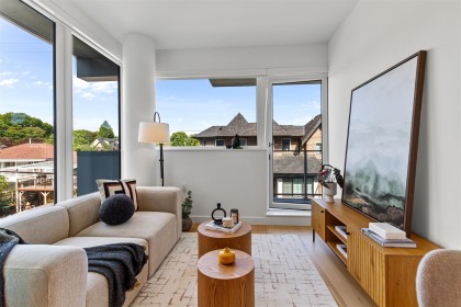 Photo 1 at 307 - 8120 Oak Street, Marpole, Vancouver West