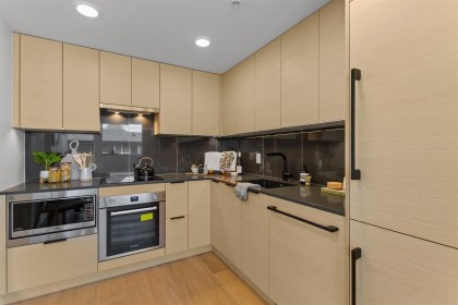 Photo 9 at 307 - 8120 Oak Street, Marpole, Vancouver West