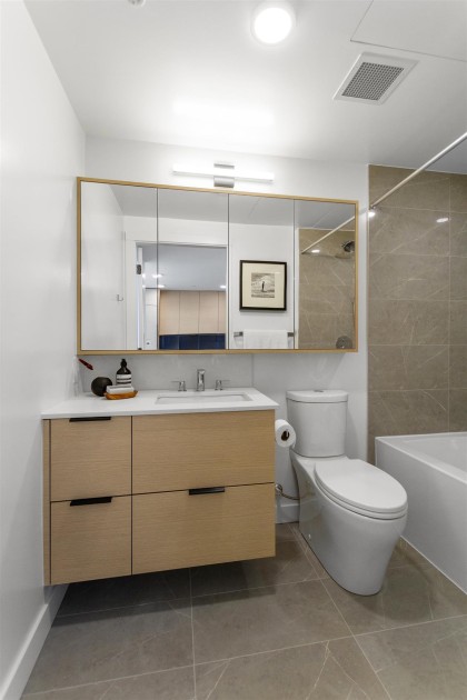 Photo 14 at 307 - 8120 Oak Street, Marpole, Vancouver West