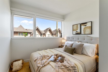 Photo 11 at 307 - 8120 Oak Street, Marpole, Vancouver West