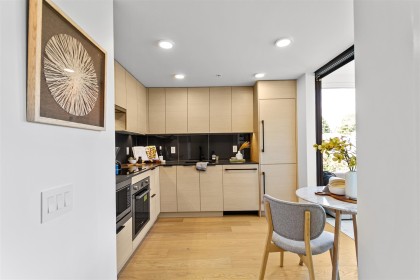 Photo 4 at 307 - 8120 Oak Street, Marpole, Vancouver West