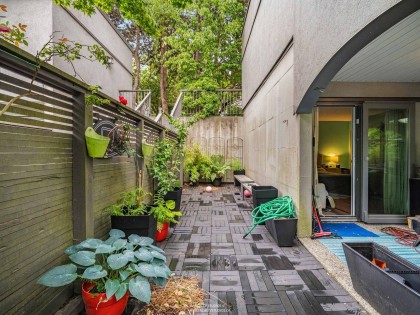 Photo 6 at 1330 W 7th Avenue, Vancouver West