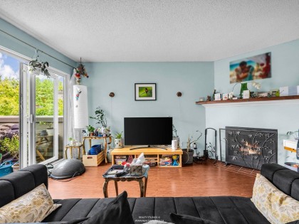 Photo 17 at 1330 W 7th Avenue, Vancouver West