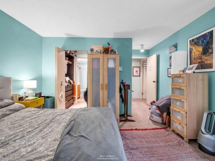 Photo 10 at 1330 W 7th Avenue, Vancouver West