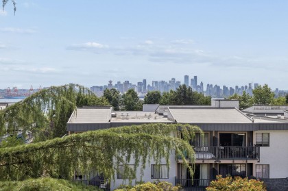Photo 2 at 304 - 252 W 2nd Street, Lower Lonsdale, North Vancouver