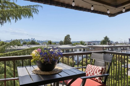 Photo 1 at 304 - 252 W 2nd Street, Lower Lonsdale, North Vancouver