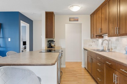 Photo 10 at 304 - 252 W 2nd Street, Lower Lonsdale, North Vancouver