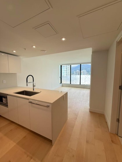 Photo 1 at 907 - 135 13th Street E, Central Lonsdale, North Vancouver