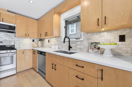 Photo 16 at 4377 W 12th Avenue, Point Grey, Vancouver West