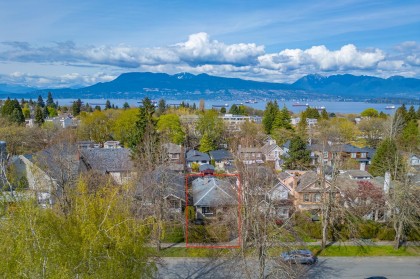 Photo 4 at 4377 W 12th Avenue, Point Grey, Vancouver West