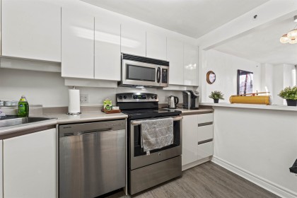Photo 5 at 2102 - 930 Cambie Street, Yaletown, Vancouver West