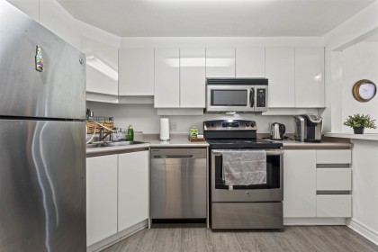 Photo 4 at 2102 - 930 Cambie Street, Yaletown, Vancouver West