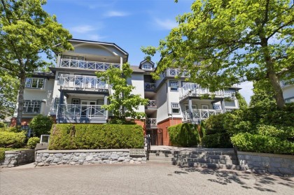 Photo 2 at 308 - 5880 Hampton Place, University VW, Vancouver West