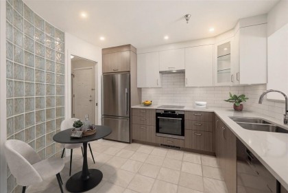 Photo 7 at 308 - 5880 Hampton Place, University VW, Vancouver West