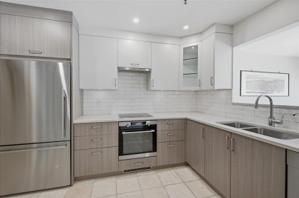 Photo 8 at 308 - 5880 Hampton Place, University VW, Vancouver West