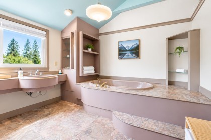 Photo 12 at 3870 W 17th Avenue, Dunbar, Vancouver West