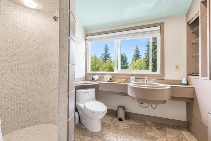 Photo 11 at 3870 W 17th Avenue, Dunbar, Vancouver West