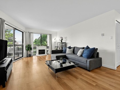 Photo 17 at 330 - 1844 W 7th Avenue, Kitsilano, Vancouver West