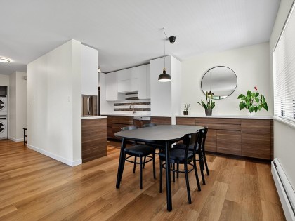 Photo 3 at 330 - 1844 W 7th Avenue, Kitsilano, Vancouver West