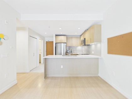 Photo 8 at 605 - 5981 Gray Avenue, University VW, Vancouver West