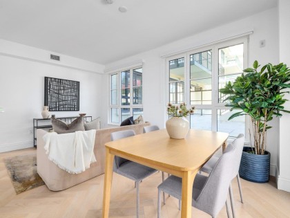 Photo 10 at 203 - 2096 W 47th Avenue, Kerrisdale, Vancouver West
